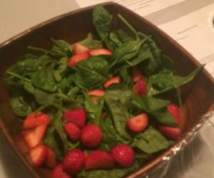 Strawberry Spinach Salad